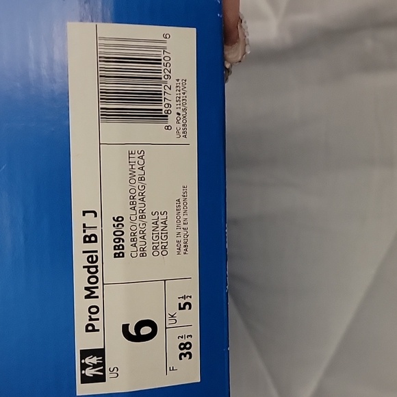 Addidas pro model 6y - Picture 6 of 6